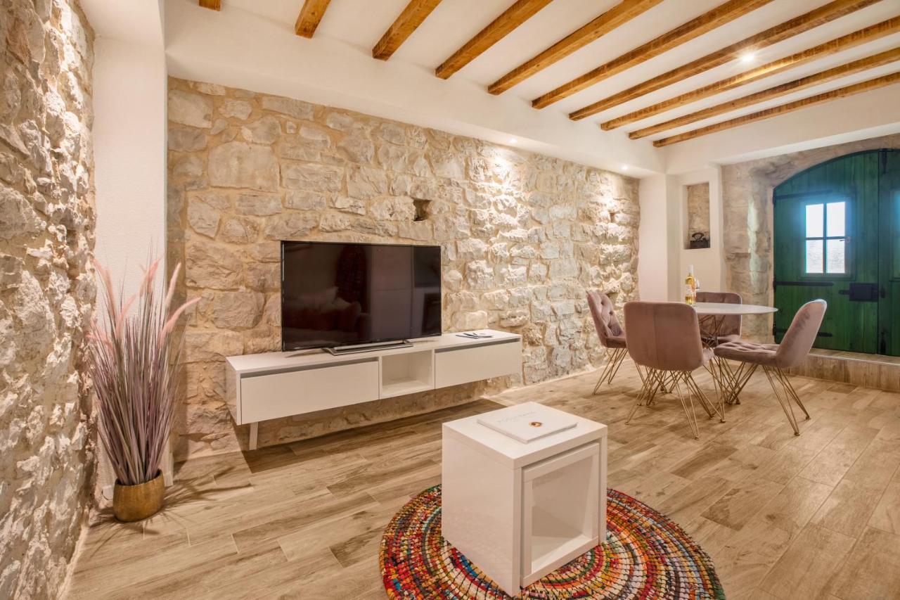 Old Stone House Gp Villa Подстрана Екстериор снимка