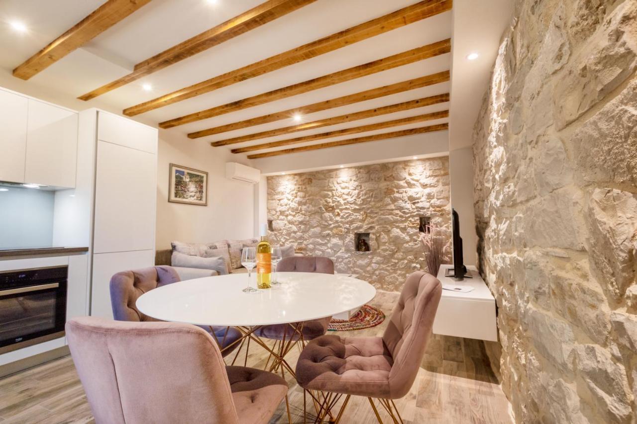 Old Stone House Gp Villa Подстрана Екстериор снимка